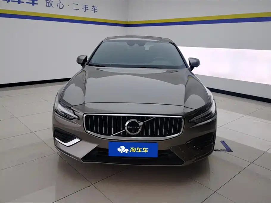 Volvo S60 2021