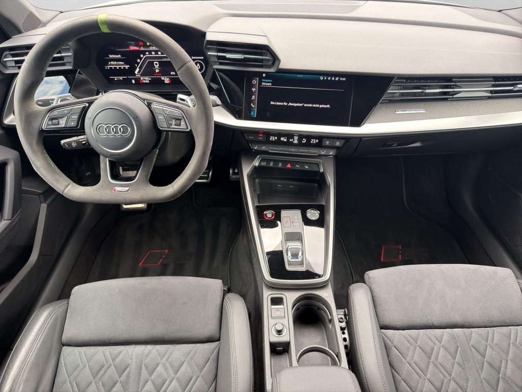 Audi RS3 2024