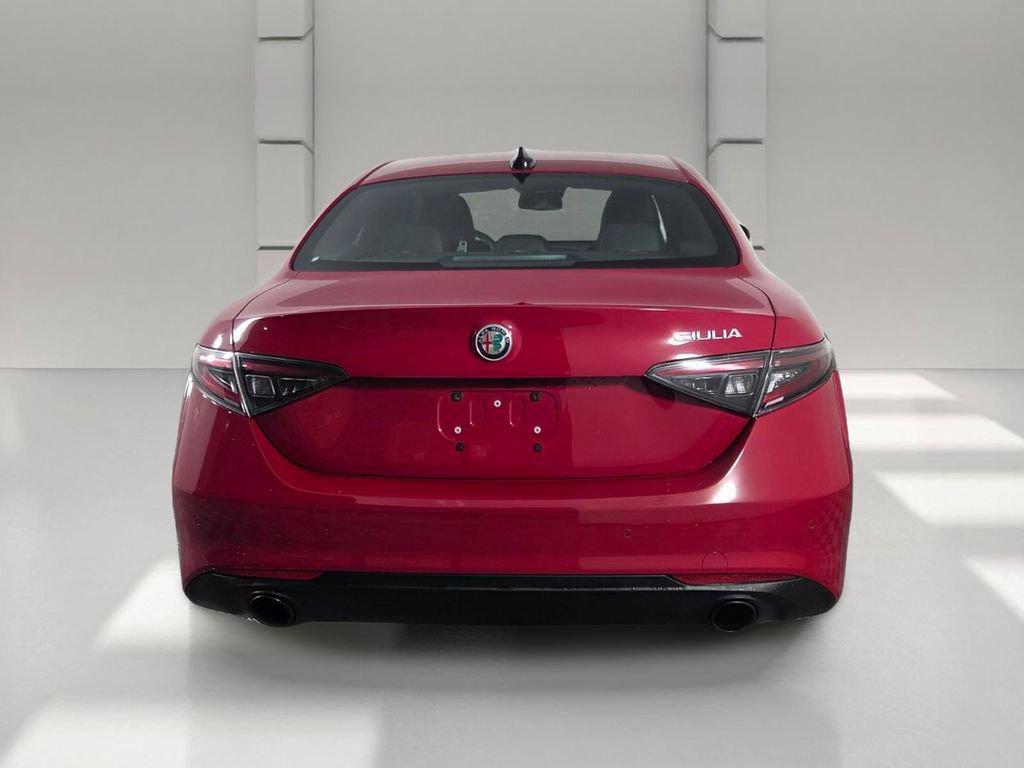 Alfa Romeo Giulia 2024