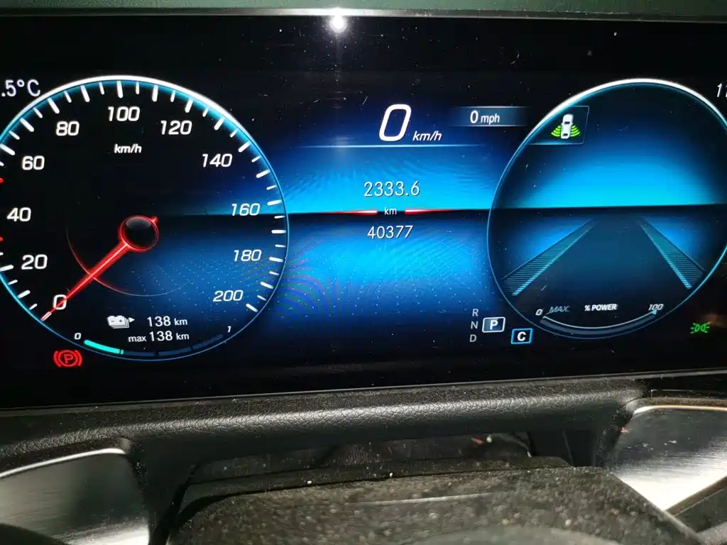 Mercedes-Benz EQB 2024