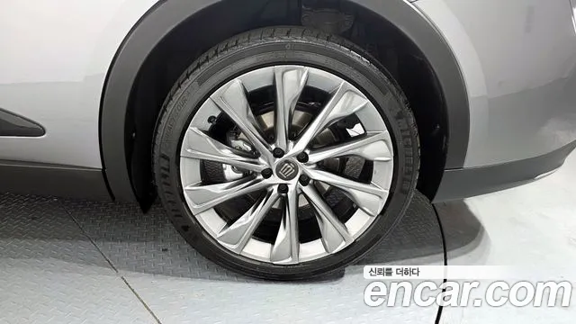 Toyota Crown 2024