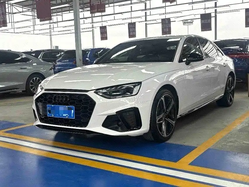 Audi A4 2024