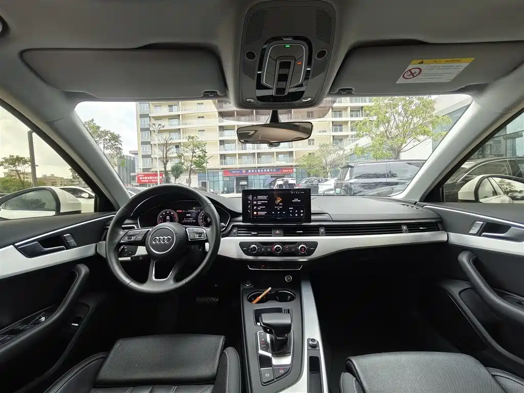 Audi A4 2024