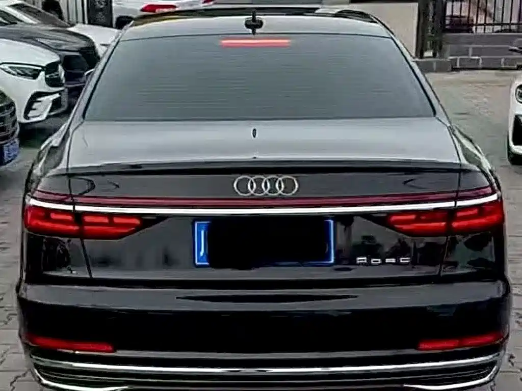 Audi A8 2024