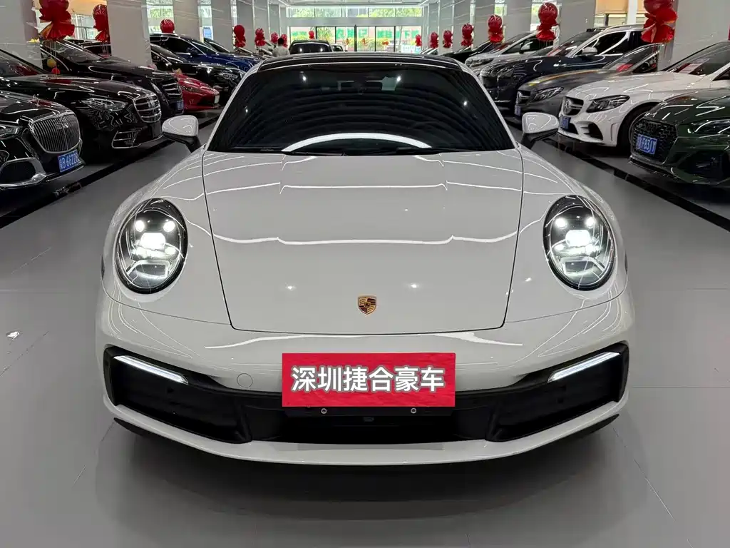 Porsche 911 2021