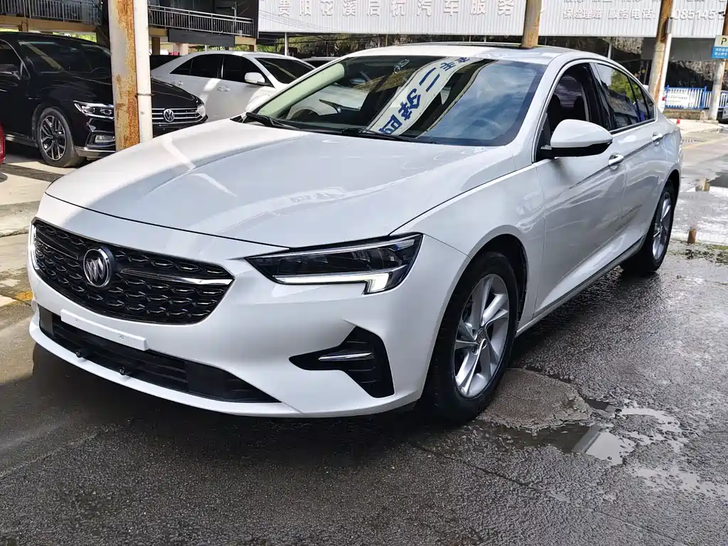 Buick Regal 2021