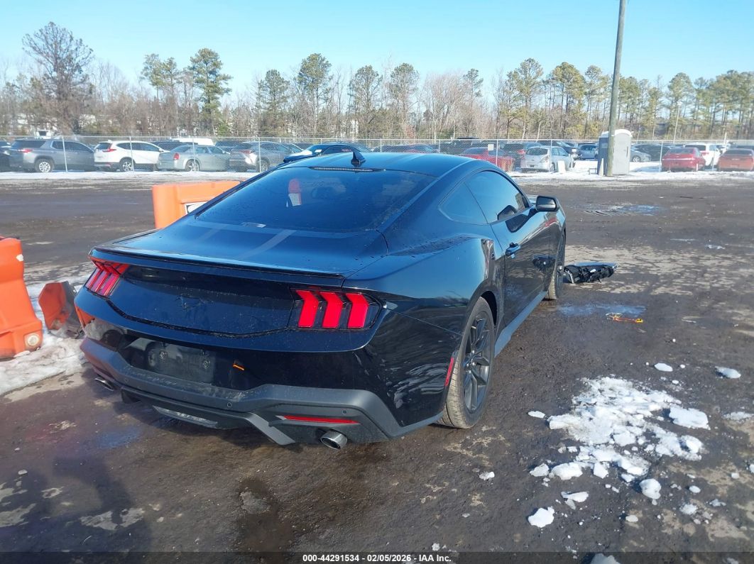 Ford Mustang 2024