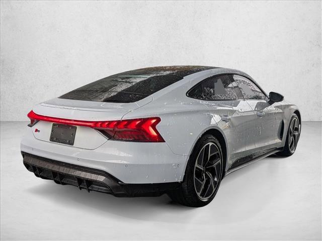 Audi RS e-tron GT 2024