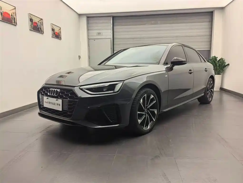 Audi A4 2023