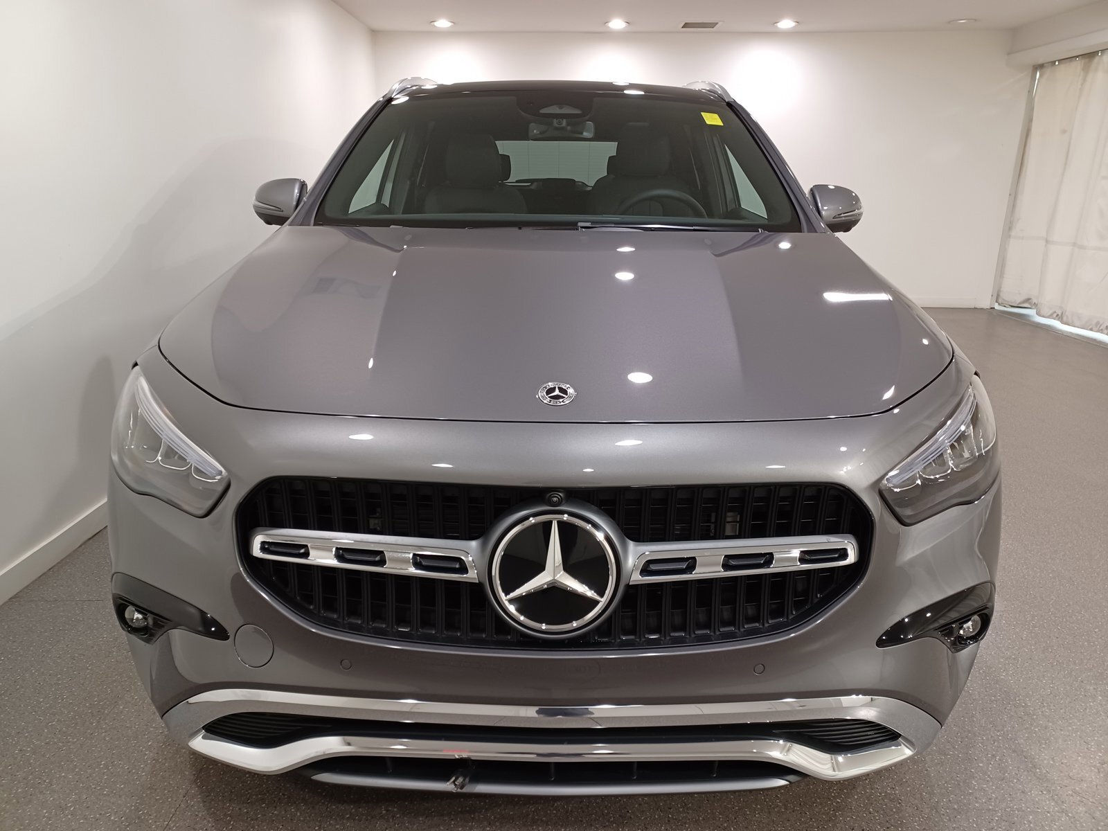 Mercedes-Benz GLA 2024