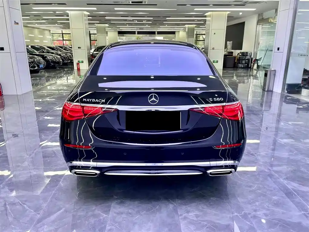 Mercedes-Benz Maybach S-Класс 2022