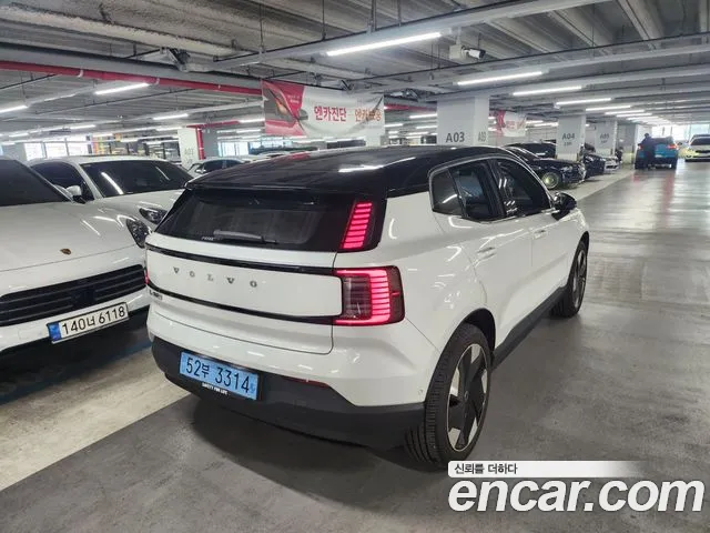 Volvo EX30 2025