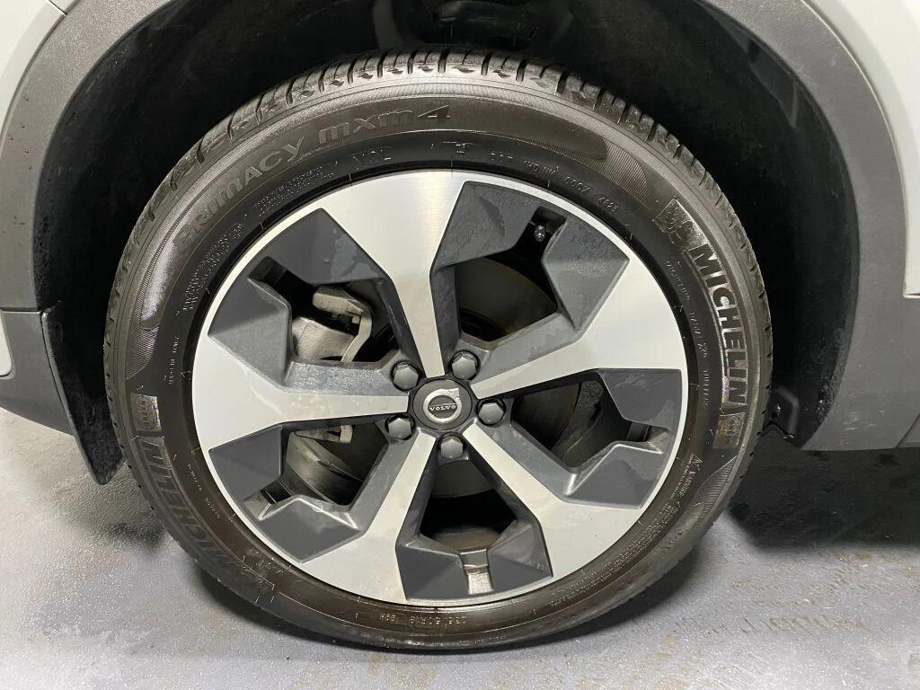 Volvo XC40 2024
