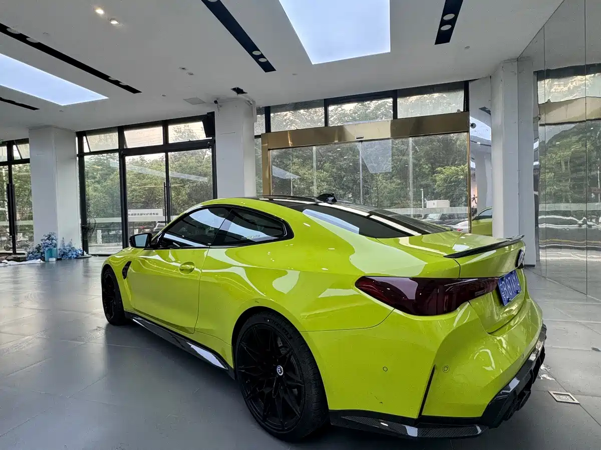 BMW M4 2023