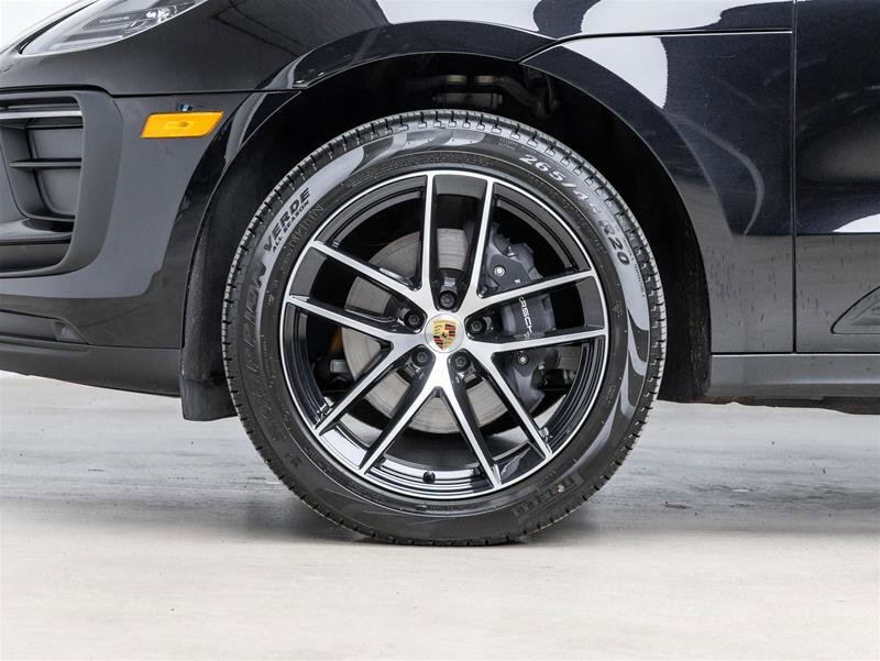 Porsche Macan 2025