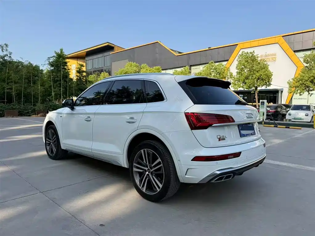 Audi Q5 2023