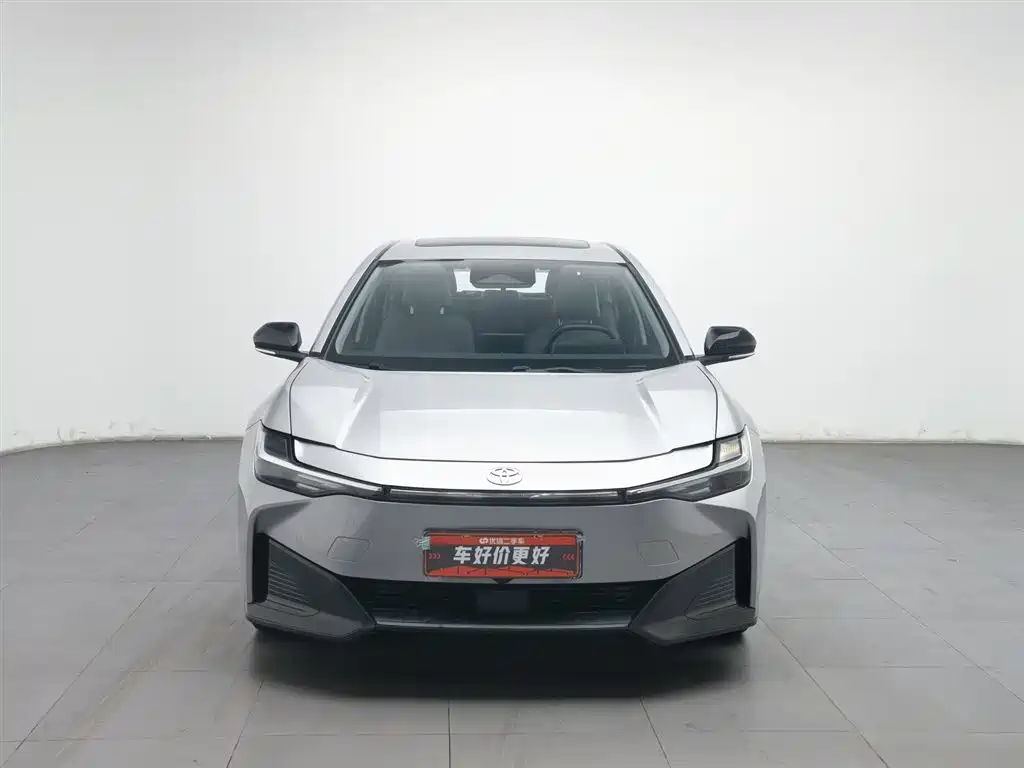 Toyota bZ3 2024