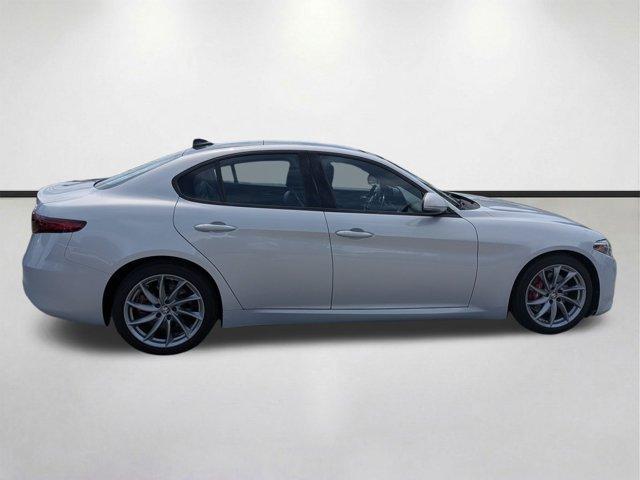 Alfa Romeo Giulia 2023
