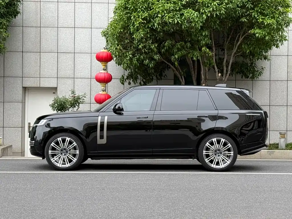 Land Rover Range Rover 2024