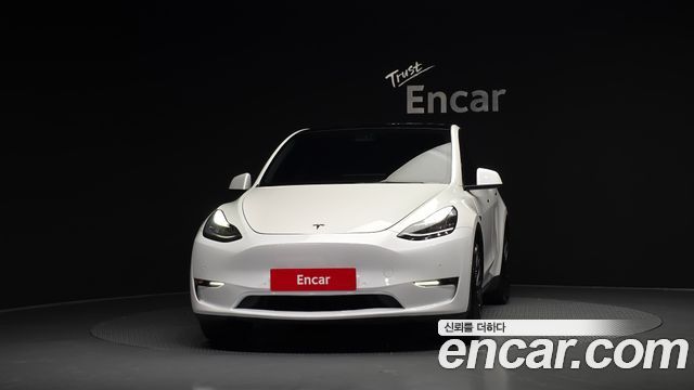 Tesla Model Y 2021