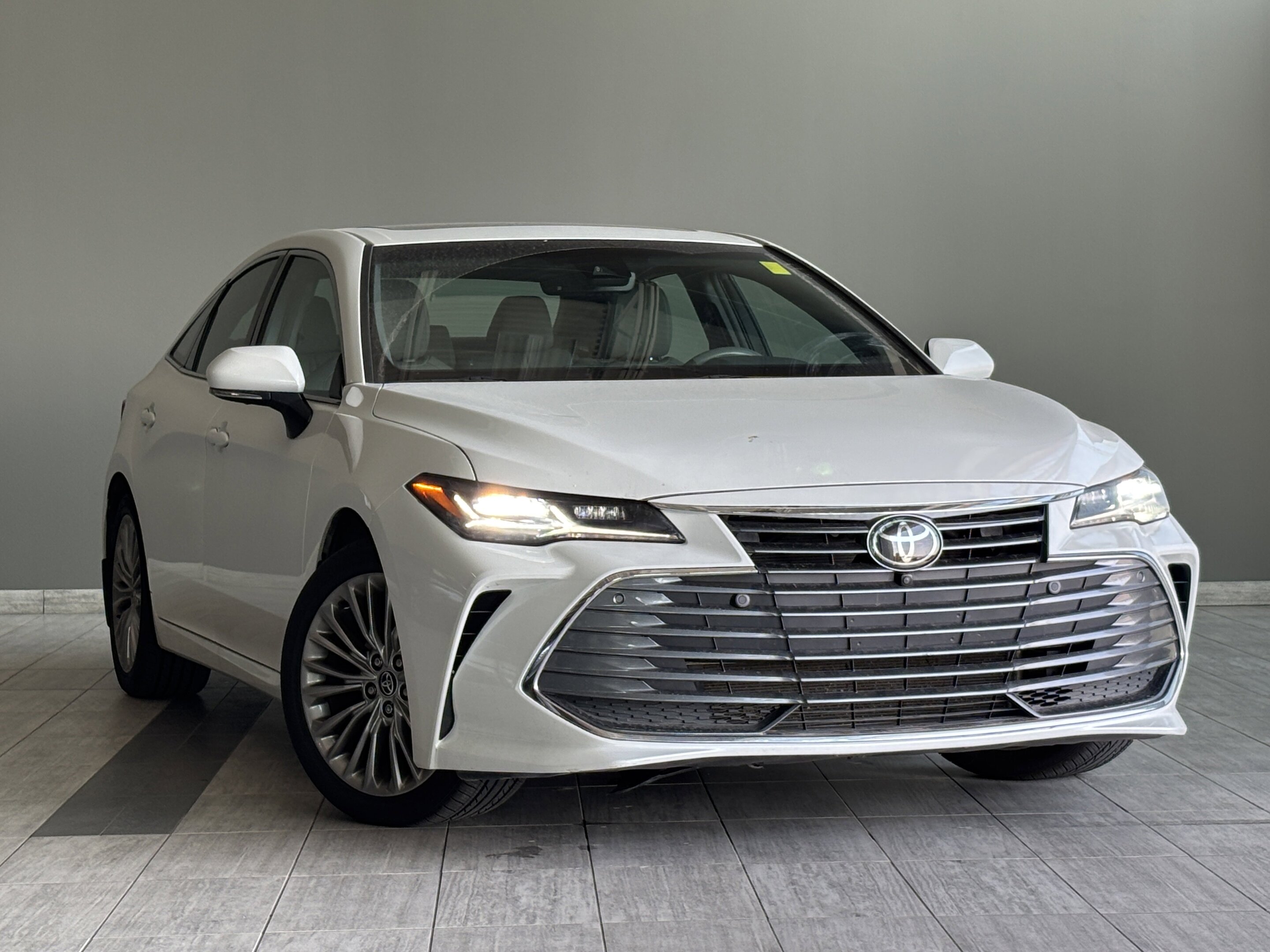 Toyota Avalon 2021