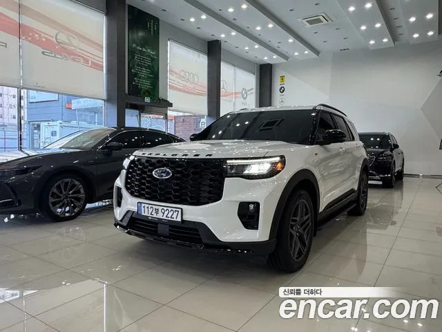Ford Explorer 2025