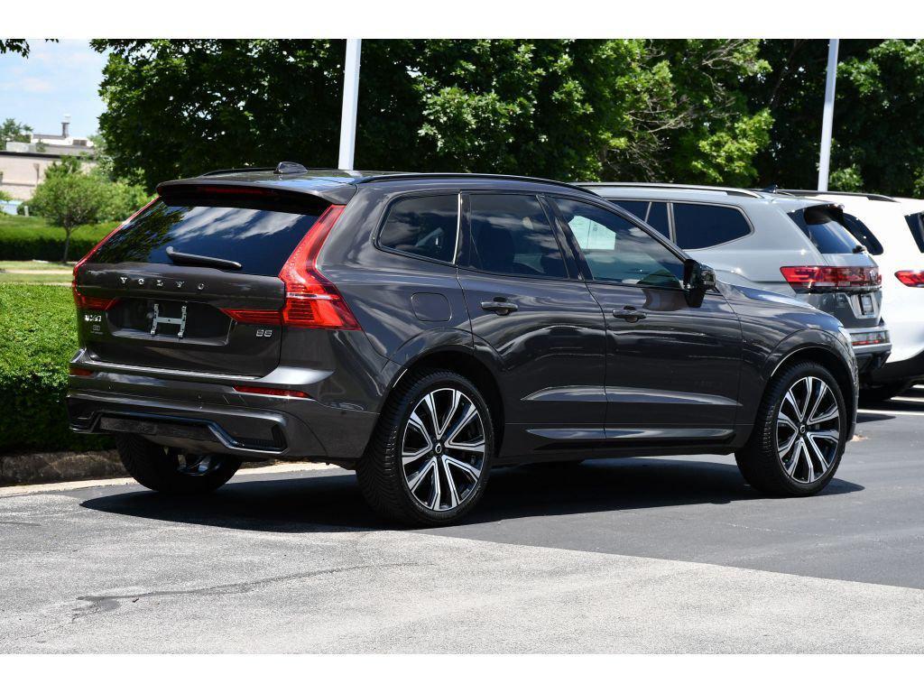 Volvo XC60 2022
