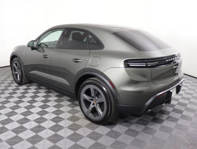 Porsche Macan 2025