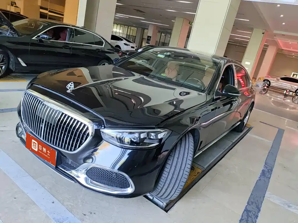 Mercedes-Benz Maybach S-Класс 2022