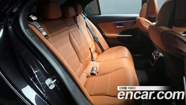 Mercedes-Benz C-Класс 2024