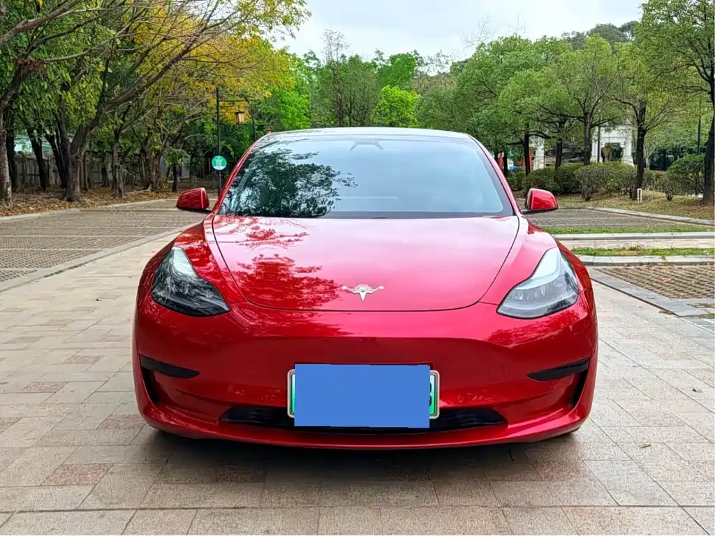 Tesla Model 3 2023