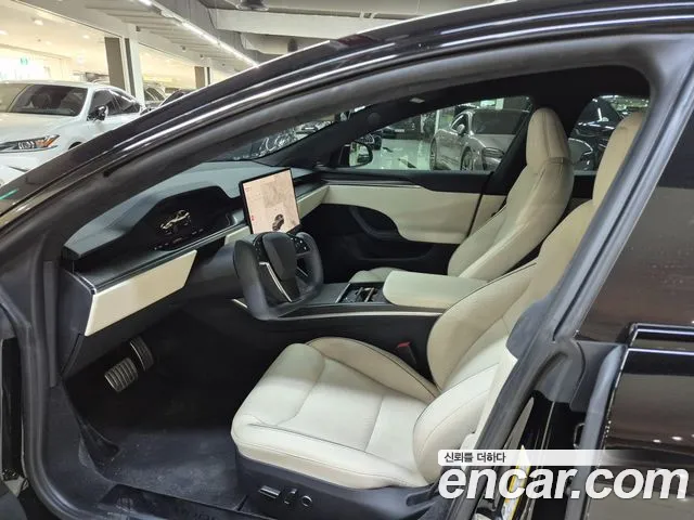 Tesla Model S 2023