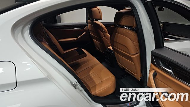 BMW 5 серии 2021