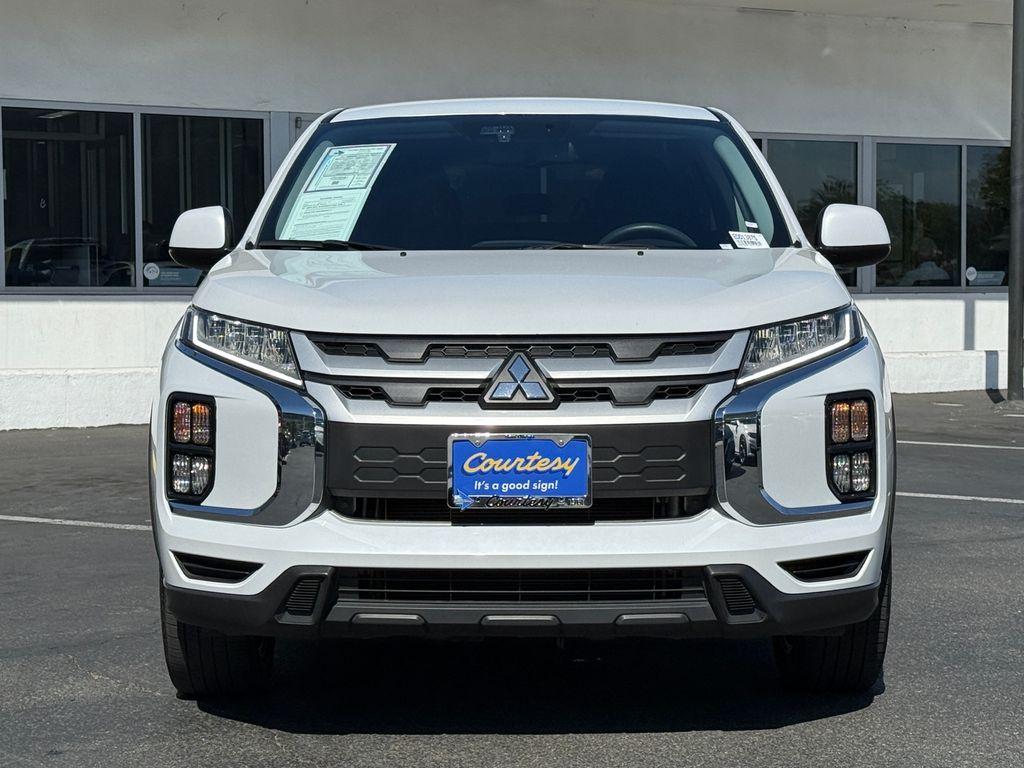 Mitsubishi Outlander Sport 2024