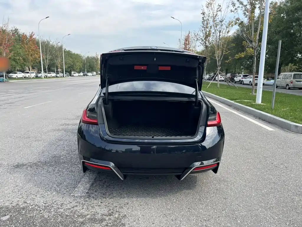 BMW i3 2024
