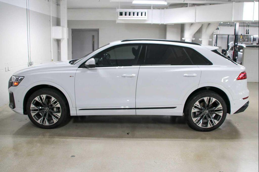 Audi Q8 2025