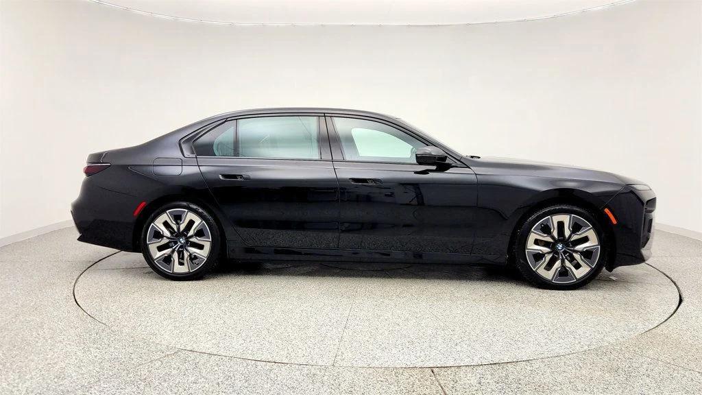 BMW i7 2024