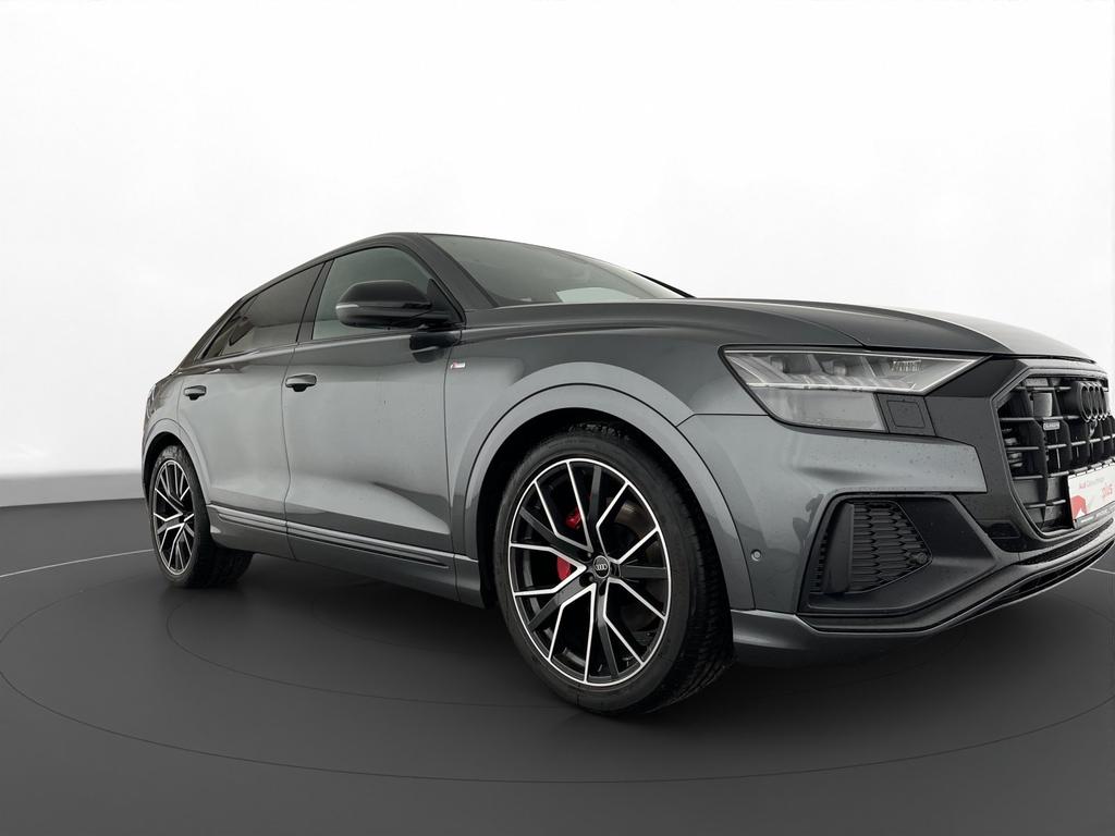 Audi Q8 2021
