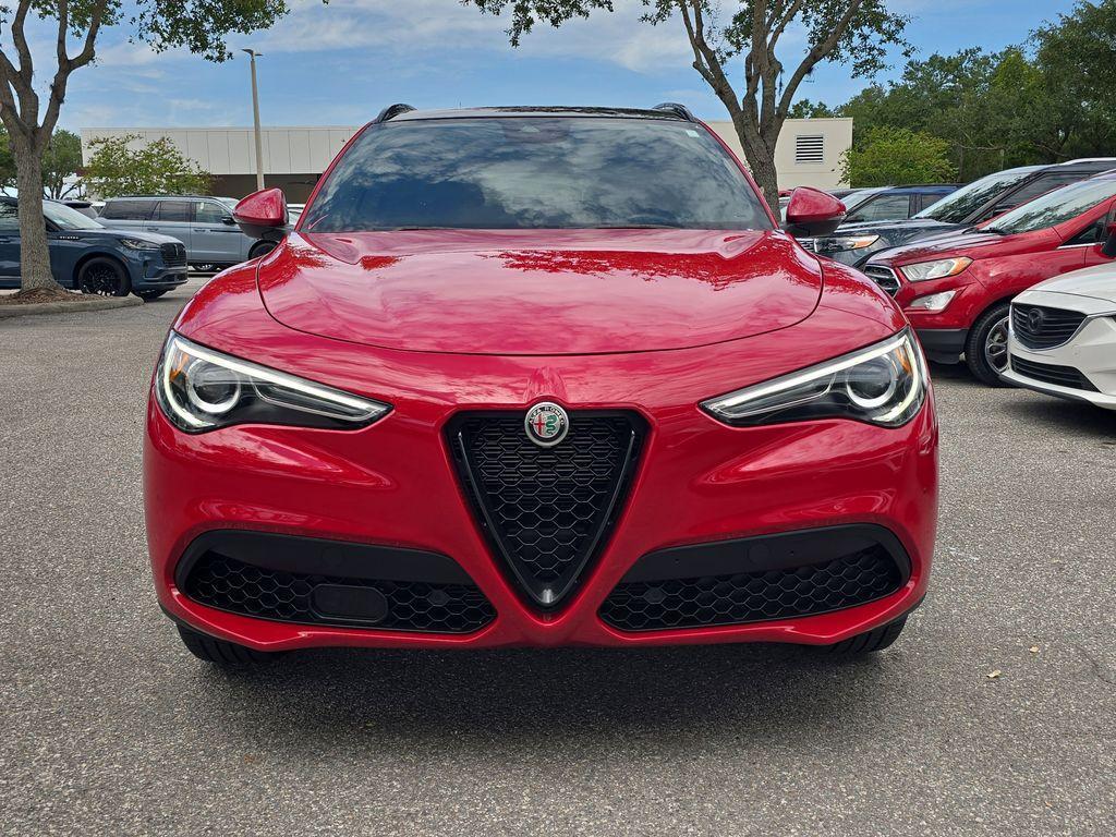 Alfa Romeo Stelvio 2023