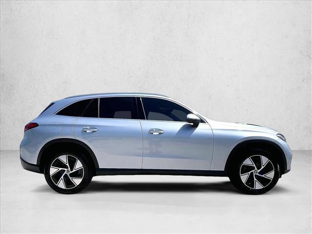 Mercedes-Benz GLC 300 2023
