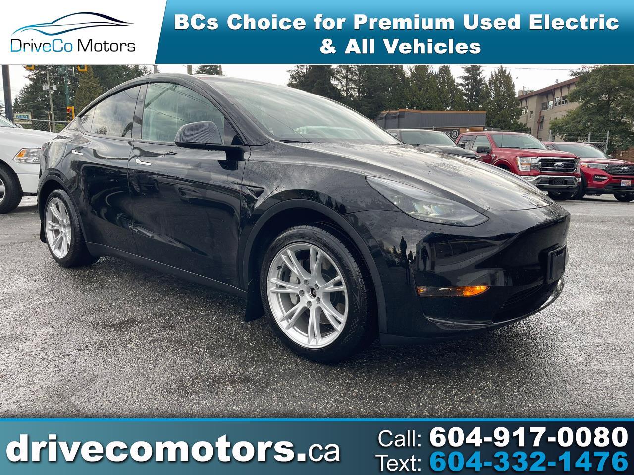 Tesla Model Y 2024