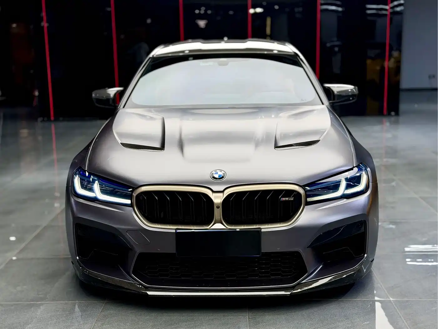 BMW M5 2021