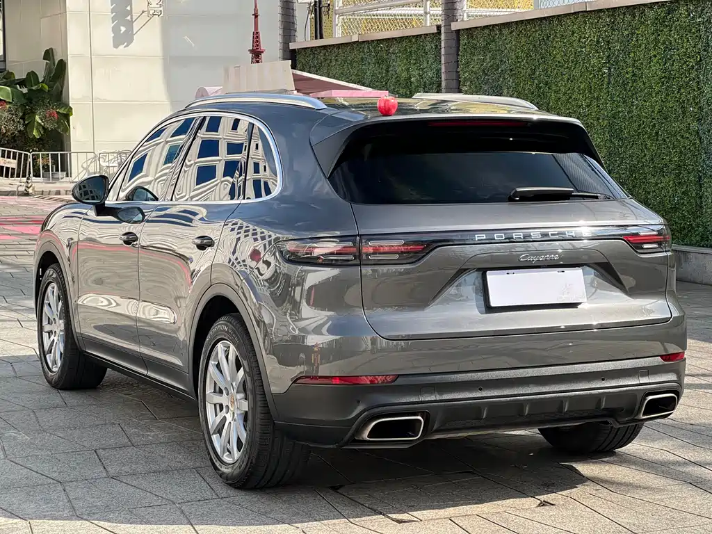 Porsche Cayenne 2020