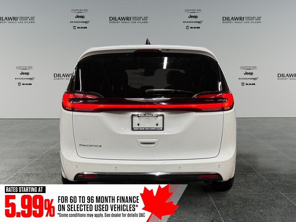 Chrysler Pacifica 2023
