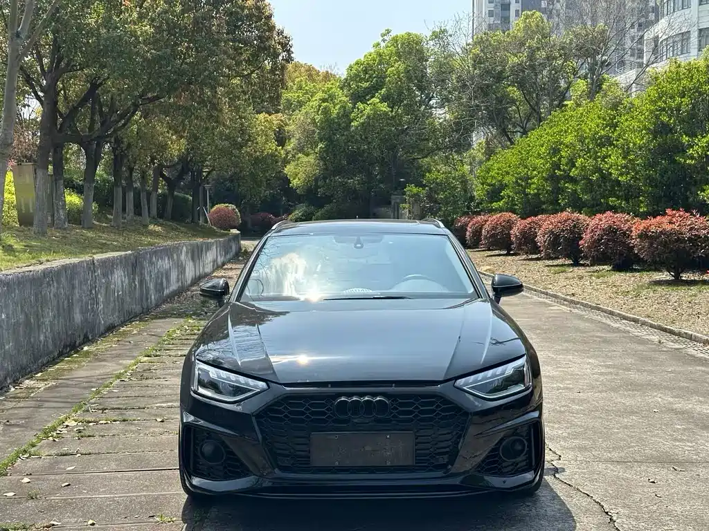 Audi A4 2021