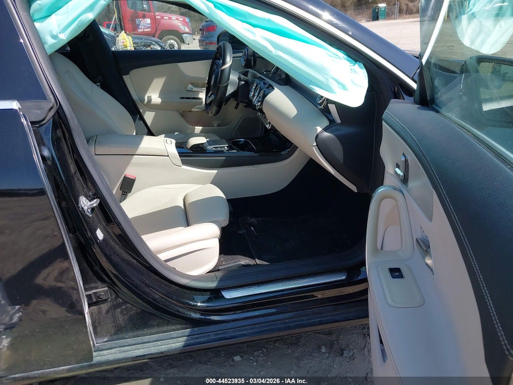 Mercedes-Benz CLA 2021
