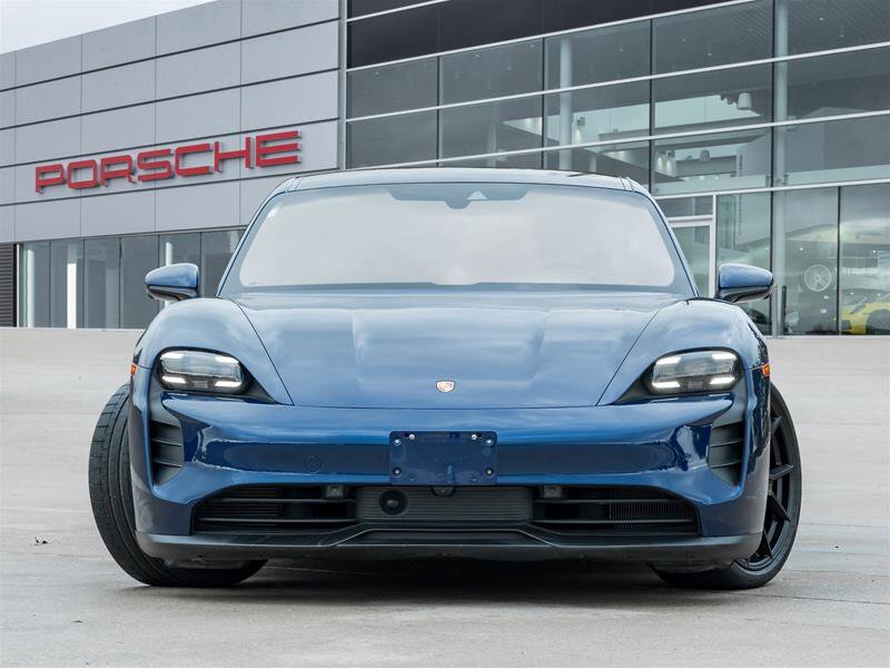 Porsche Taycan 2023