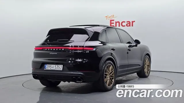Porsche Cayenne 2024