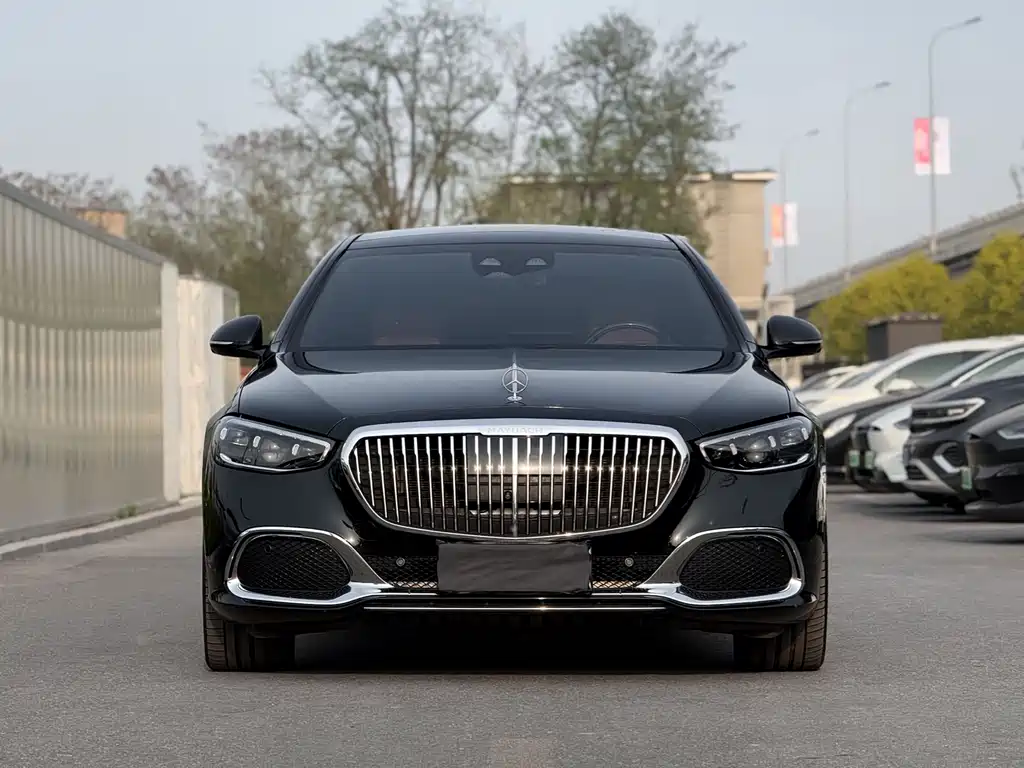 Mercedes-Benz Maybach S-Класс 2023
