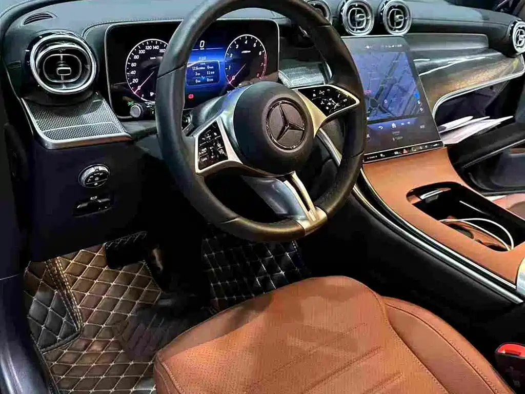 Mercedes-Benz GLC 2024